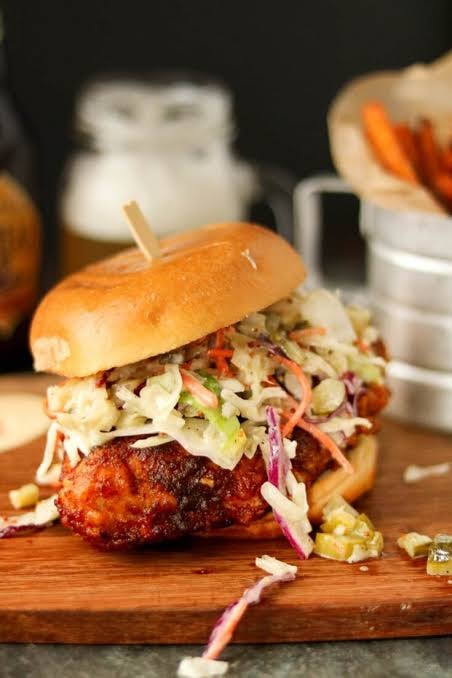 Chicken sandwich with coleslaw